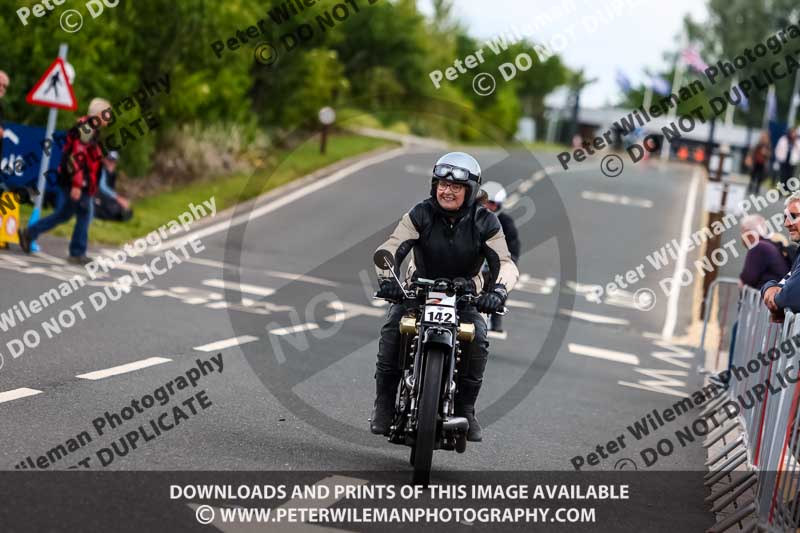 Vintage motorcycle club;eventdigitalimages;no limits trackdays;peter wileman photography;vintage motocycles;vmcc banbury run photographs